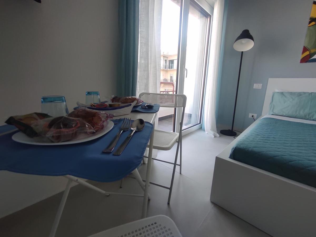 B&B La Finestra Sul Mare Milazzo Esterno foto