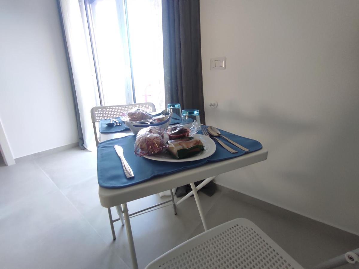 B&B La Finestra Sul Mare Milazzo Esterno foto