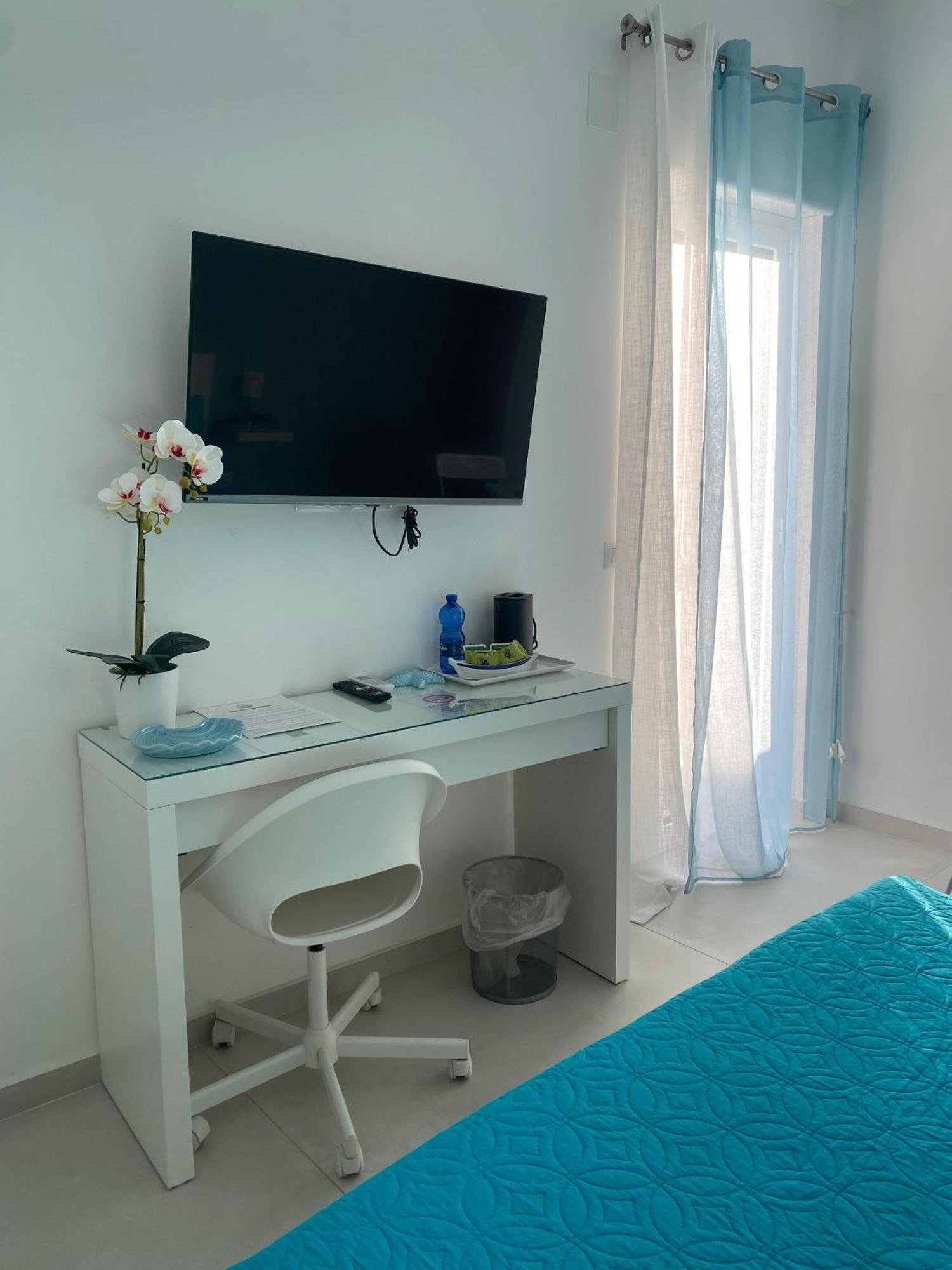 B&B La Finestra Sul Mare Milazzo Esterno foto